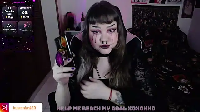 Snapshot of Bdsm_and_fries chatting on October 16, 2025, 10:33 pm Bdsm and fries online show from October 16, 2025, 10:33 pm