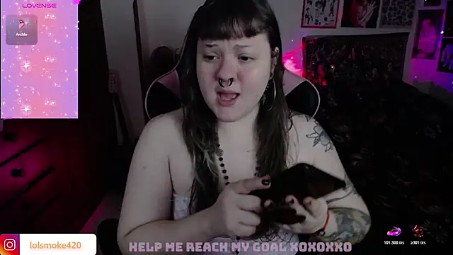 Snapshot of Bdsm_and_fries chatting on December 4, 2025, 7:39 am Bdsm and fries online show from December 4, 2025, 7:39 am