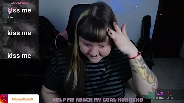 Snapshot of Bdsm_and_fries chatting on February 6, 2026, 11:41 pm Bdsm and fries online show from February 6, 2026, 11:41 pm