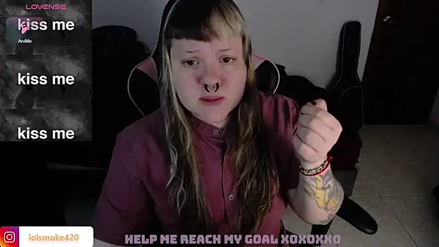 Snapshot of Bdsm_and_fries chatting on February 15, 2026, 8:13 am Bdsm and fries online show from February 15, 2026, 8:13 am