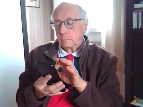 Snapshot of johnjohn622662 chatting on September 25, 2025, 12:09 pm johnjohn622662 online show from September 25, 2025, 12:09 pm