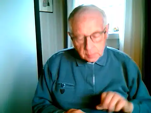 Snapshot of johnjohn622662 chatting on September 26, 2025, 3:38 pm johnjohn622662 online show from September 26, 2025, 3:38 pm