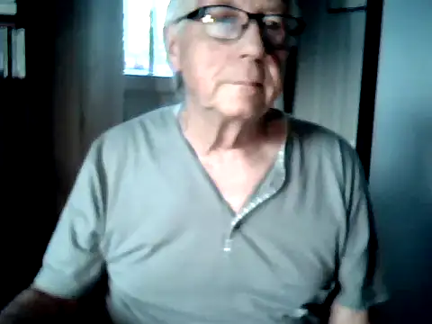 johnjohn622662 online show from July 17, 2026, 4:41 am
