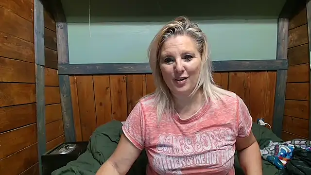 lisaxlovexxx online show from November 13, 2025, 9:03 pm