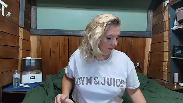 lisaxlovexxx online show from February 5, 2026, 5:39 pm