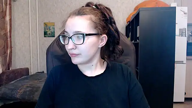 Snapshot of AnKey_Rayah chatting on December 13, 2025, 8:25 pm AnKey Rayah online show from December 13, 2025, 8:25 pm