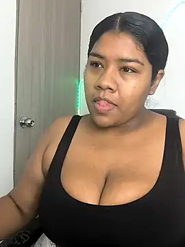 paola091 online show from October 15, 2025, 11:32 am