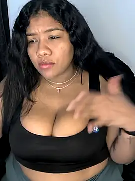 paola091 online show from February 9, 2026, 3:32 am