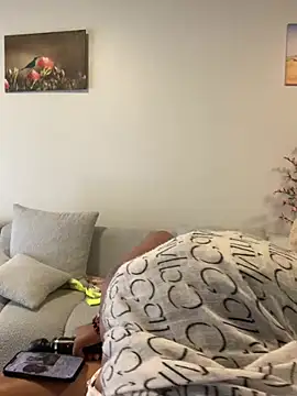 CurvyDesire1 online show from January 12, 2026, 6:07 am