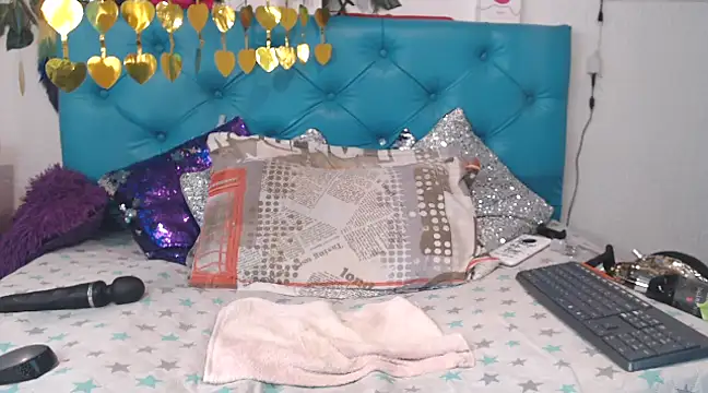 SARAWILLS online show from February 4, 2025, 4:39 pm