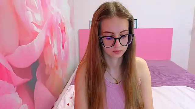 AliceAdams online show from March 21, 2026, 8:08 am