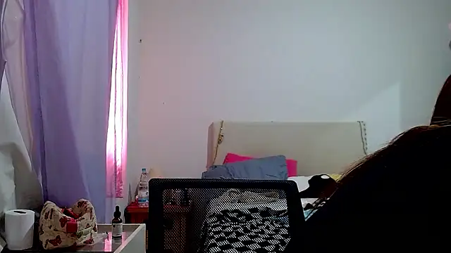 Snapshot of chelbyy chatting on January 12, 2026, 2:11 pm chelbyy online show from January 12, 2026, 2:11 pm