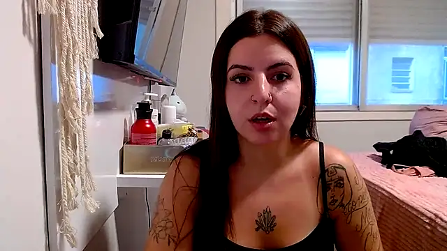 Snapshot of chelbyy chatting on February 3, 2026, 10:26 pm chelbyy online show from February 3, 2026, 10:26 pm