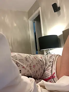 Snapshot of PreciousKittyXO chatting on February 4, 2025, 5:34 pm PreciousKittyXO online show from February 4, 2025, 5:34 pm