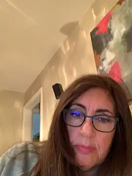 Snapshot of PreciousKittyXO chatting on March 16, 2025, 6:34 pm PreciousKittyXO online show from March 16, 2025, 6:34 pm