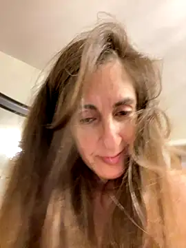 Snapshot of PreciousKittyXO chatting on September 12, 2025, 12:22 am PreciousKittyXO online show from September 12, 2025, 12:22 am