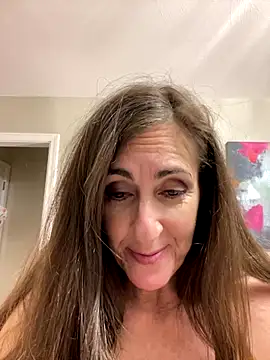 Snapshot of PreciousKittyXO chatting on September 18, 2025, 11:07 pm PreciousKittyXO online show from September 18, 2025, 11:07 pm