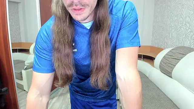 Marrymepls online show from September 9, 2025, 3:33 pm