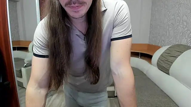 Marrymepls online show from October 3, 2025, 2:36 pm