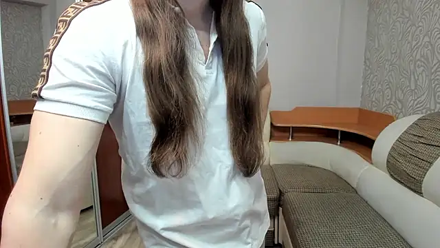 Marrymepls online show from January 17, 2026, 12:32 pm