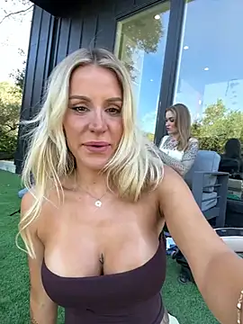 Snapshot of jasminesummer chatting on February 28, 2026, 9:05 pm jasminesummer online show from February 28, 2026, 9:05 pm