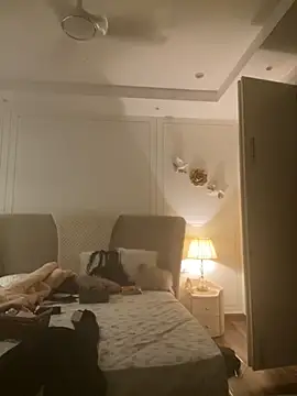 Snapshot of miaoberoi chatting on December 5, 2024, 2:00 pm miaoberoi online show from December 5, 2024, 2:00 pm