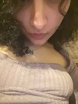 Snapshot of miaoberoi chatting on December 13, 2024, 12:06 pm miaoberoi online show from December 13, 2024, 12:06 pm