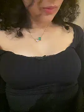 Snapshot of miaoberoi chatting on December 17, 2024, 12:54 pm miaoberoi online show from December 17, 2024, 12:54 pm