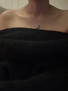 Snapshot of miaoberoi chatting on December 27, 2024, 3:26 pm miaoberoi online show from December 27, 2024, 3:26 pm