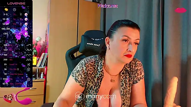 Snapshot of Hotangel75 chatting on December 20, 2024, 11:10 am Hotangel75 online show from December 20, 2024, 11:10 am