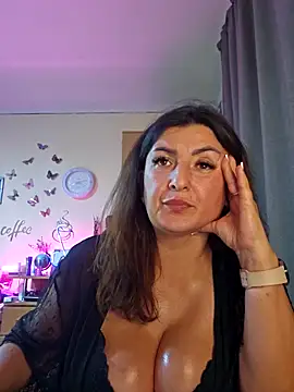 Hotangel75 online show from October 18, 2025, 5:25 pm