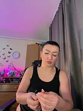 Hotangel75 online show from February 12, 2026, 9:15 am