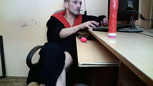 dundyFocus online show from September 28, 2025, 11:15 am