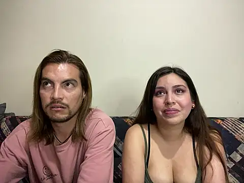 Snapshot of Jack_Emily1 chatting on January 29, 2025, 12:01 am Jack Emily1 online show from January 29, 2025, 12:01 am