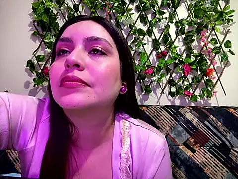 Snapshot of Jack_Emily1 chatting on March 22, 2025, 11:53 pm Jack Emily1 online show from March 22, 2025, 11:53 pm