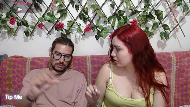 Snapshot of Jack_Emily1 chatting on February 11, 2026, 9:20 pm Jack Emily1 online show from February 11, 2026, 9:20 pm