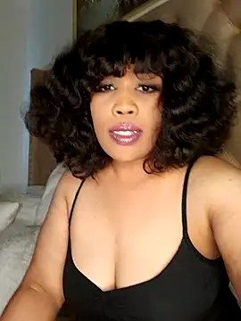 Snapshot of CAMMII_ chatting on October 24, 2025, 10:33 am CAMMII online show from October 24, 2025, 10:33 am