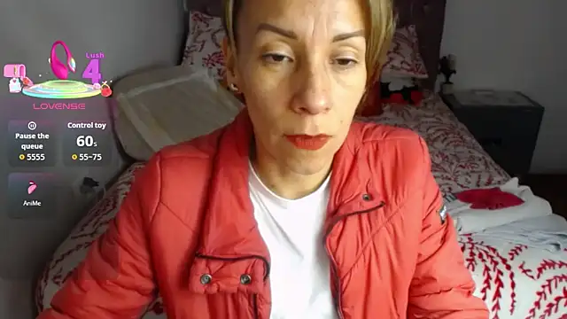 cristin doll  online show from September 8, 2025, 4:28 pm