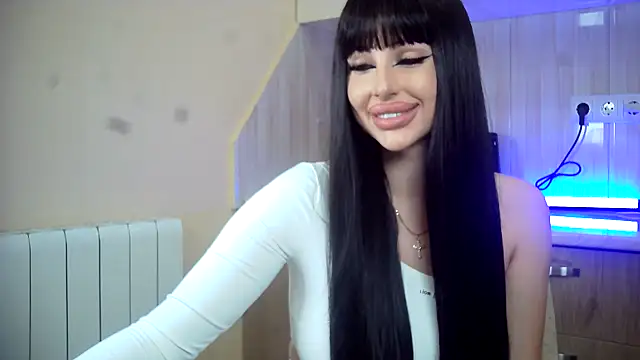 Snapshot of Lady_Joli chatting on February 18, 2026, 7:15 am Lady Joli online show from February 18, 2026, 7:15 am