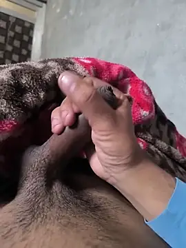 Snapshot of winterison chatting on December 4, 2025, 3:05 am winterison online show from December 4, 2025, 3:05 am