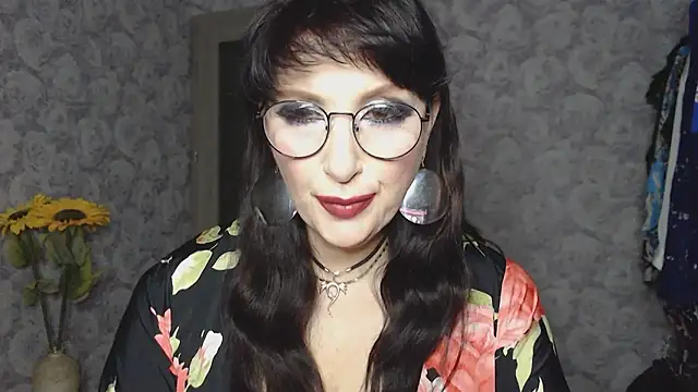 Aziza1 online show from March 5, 2025, 6:45 pm