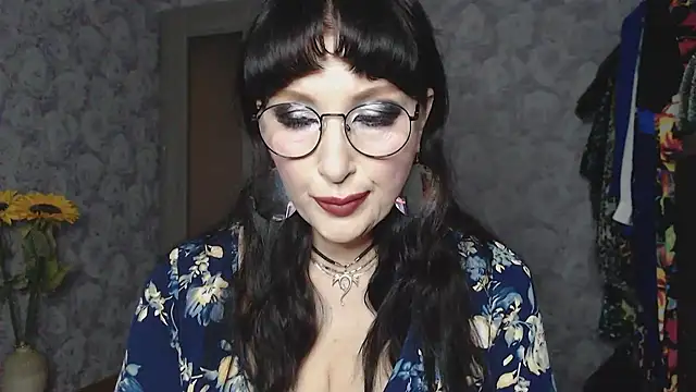 Aziza1 online show from March 22, 2025, 2:47 pm