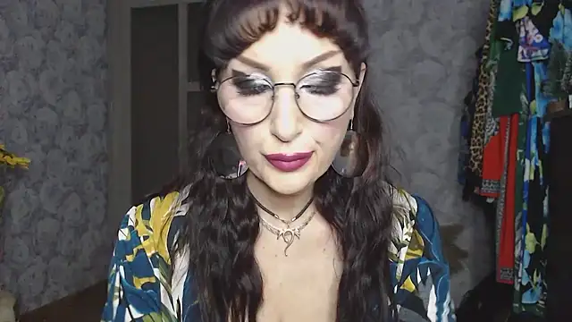 Snapshot of Aziza1 chatting on February 12, 2026, 1:50 pm Aziza1 online show from February 12, 2026, 1:50 pm