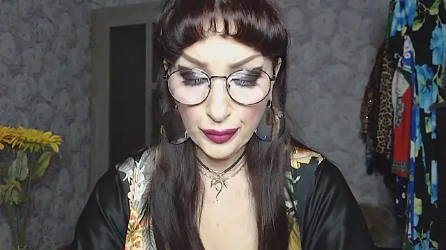 Snapshot of Aziza1 chatting on February 25, 2026, 2:16 pm Aziza1 online show from February 25, 2026, 2:16 pm