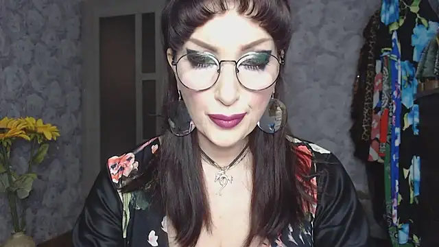 Aziza1 online show from April 7, 2026, 2:17 pm