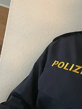 Etwas neugierig online show from February 27, 2025, 9:00 am