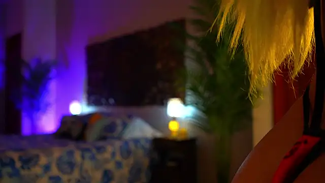 Snapshot of ambarEvans chatting on December 5, 2024, 1:58 am ambarEvans online show from December 5, 2024, 1:58 am