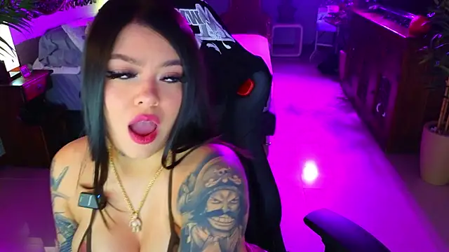 Snapshot of ambarEvans chatting on February 27, 2026, 1:16 am ambarEvans online show from February 27, 2026, 1:16 am