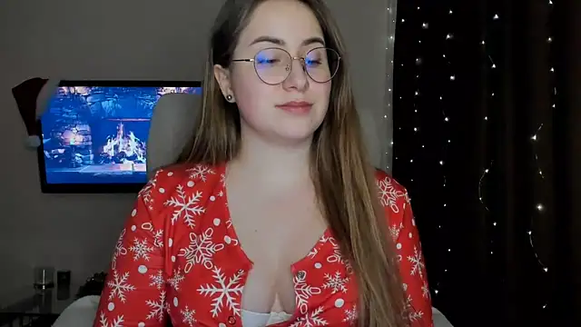 SeasonalSomeone online show from January 4, 2025, 8:37 pm