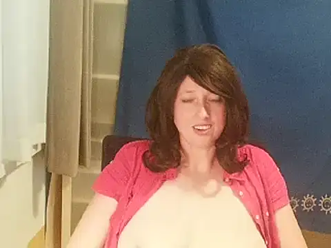 Snapshot of hotdestany chatting on January 9, 2025, 2:40 pm hotdestany online show from January 9, 2025, 2:40 pm